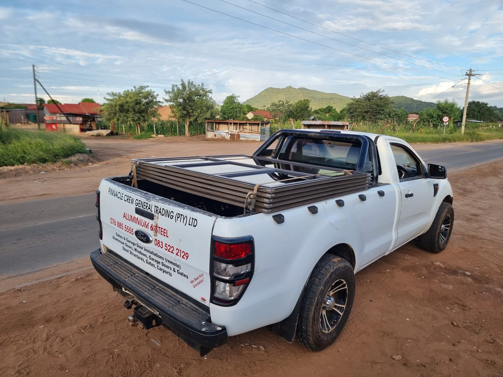 Pinnacle Crew aluminium, glass and security installations